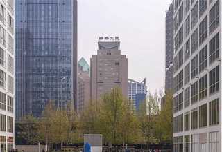 山东医院螺杆式空气源热泵批发厂家